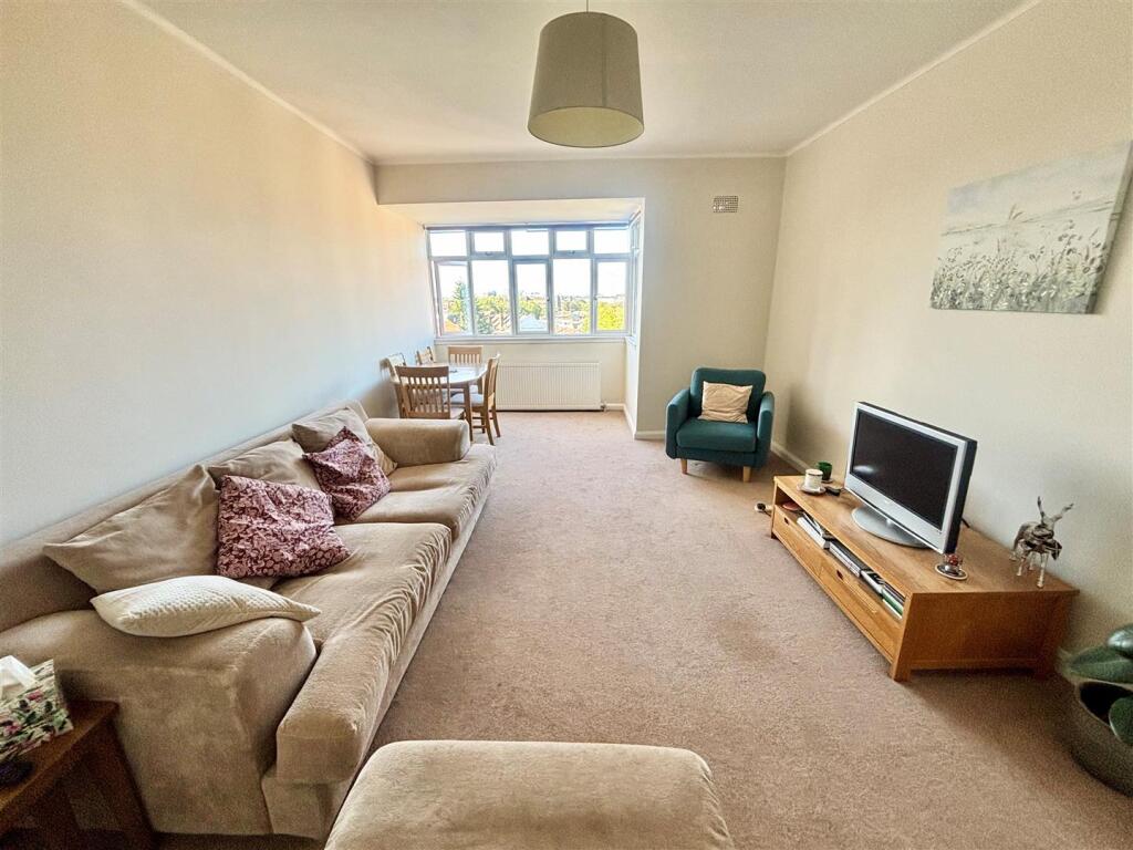 Living room.jpg