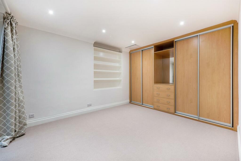 Harrington Gardens 73a-5-2 - Copy.jpg