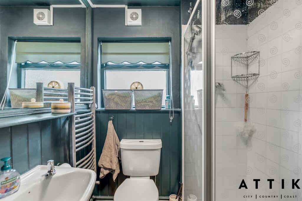 92 London Road, Halesworth, IP19 8LS (10).jpg