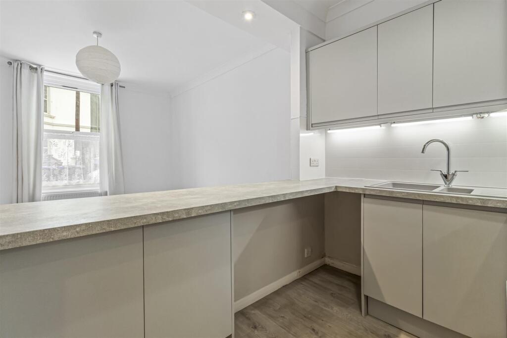 Gratwicke Road, 1,12 _006.JPG