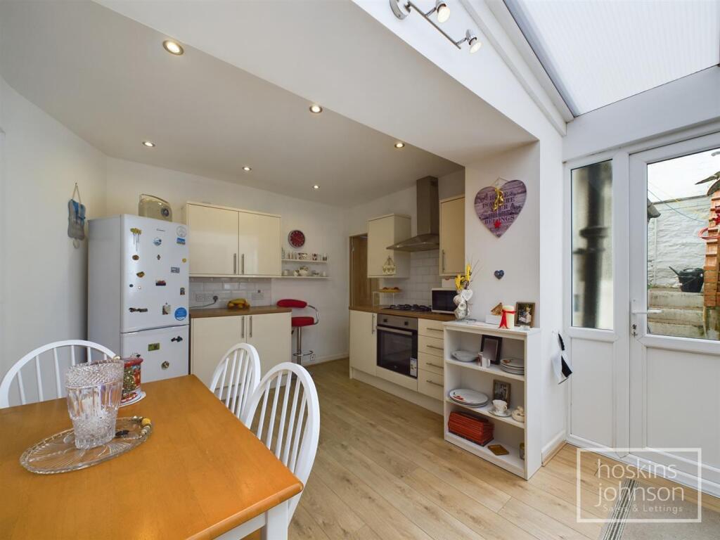 Kitchen/Breakfast Room