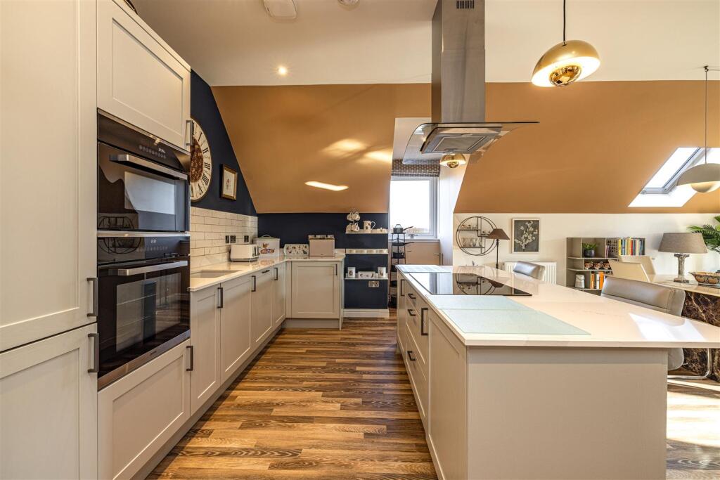 14 Westgrove Apartments Melrose 18.JPG