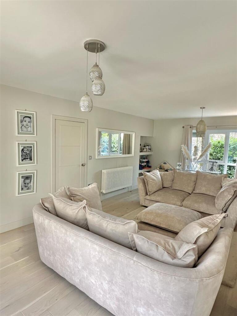 Open Plan Living Room &amp; Dining Room: