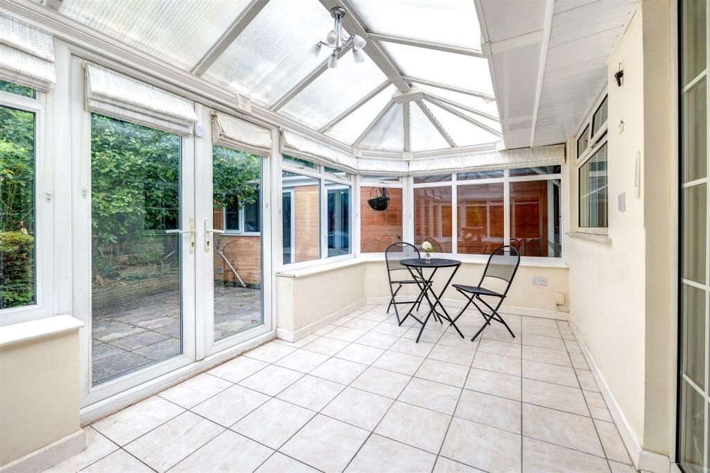 7 Knights Close, Ashby