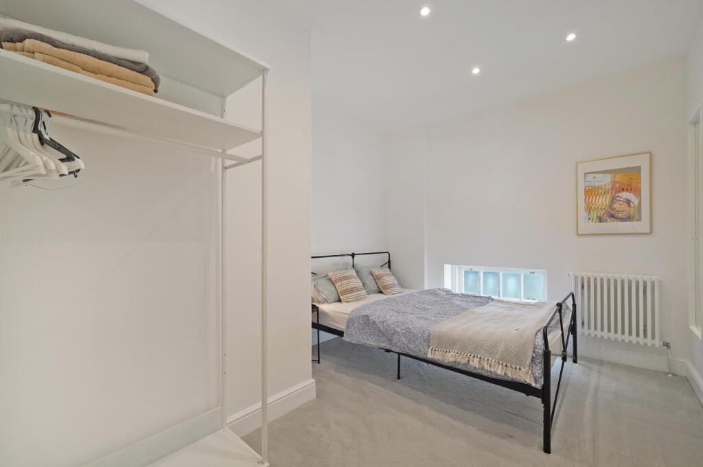 Flat 1, Eagle House - E29Uc05nD9CWKsFL4viy.jpg