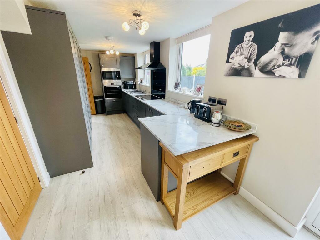 Open Plan Kitchen/Dining Room