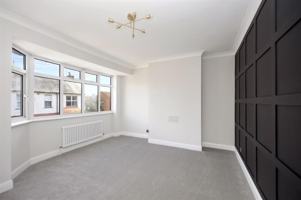 Crown Road 34-008.jpg