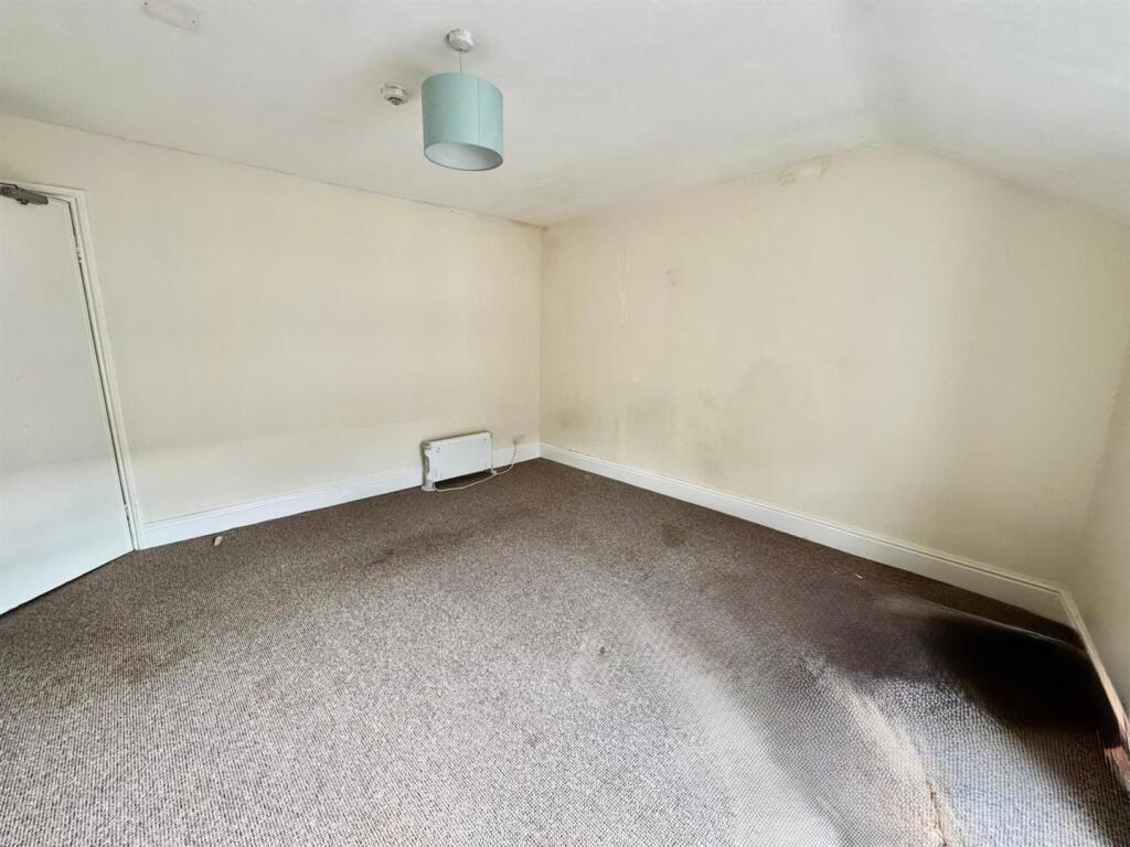 PHOTO-2025-04-14-12-00-44 (3).jpg