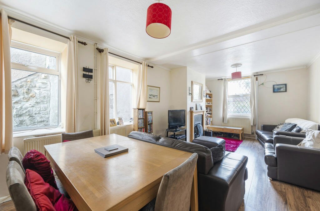 Living/Dining Room
