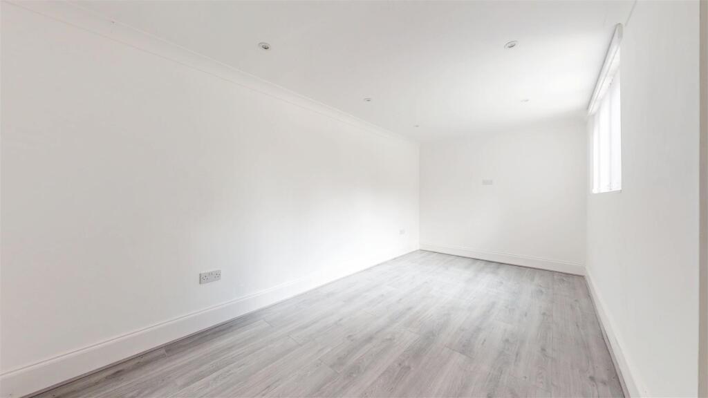 Ormskirk Road Reception Room