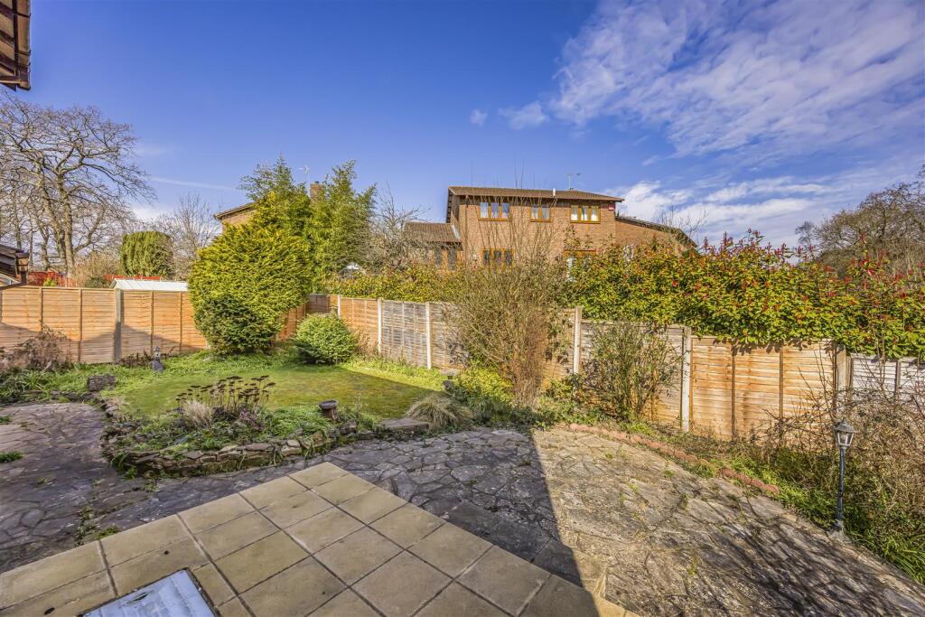 5 Deeping Gate, Waterlooville-PorticoMarketing-Sol