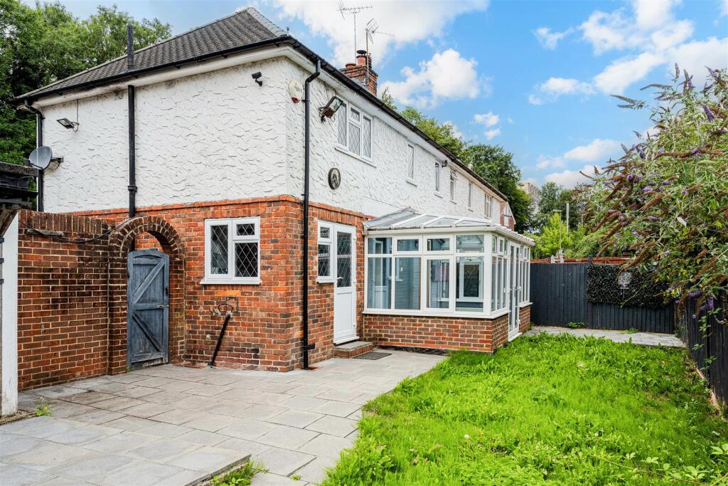 ASHURST ROAD, 86 (9).jpg