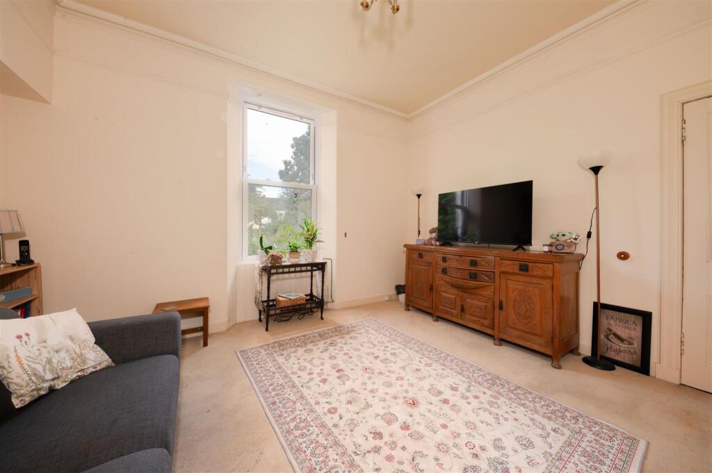 117 Strathern Road BF-4.JPG