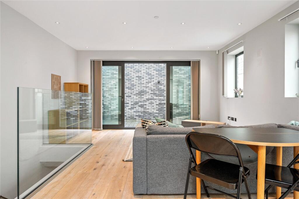Reception/ Kitchen