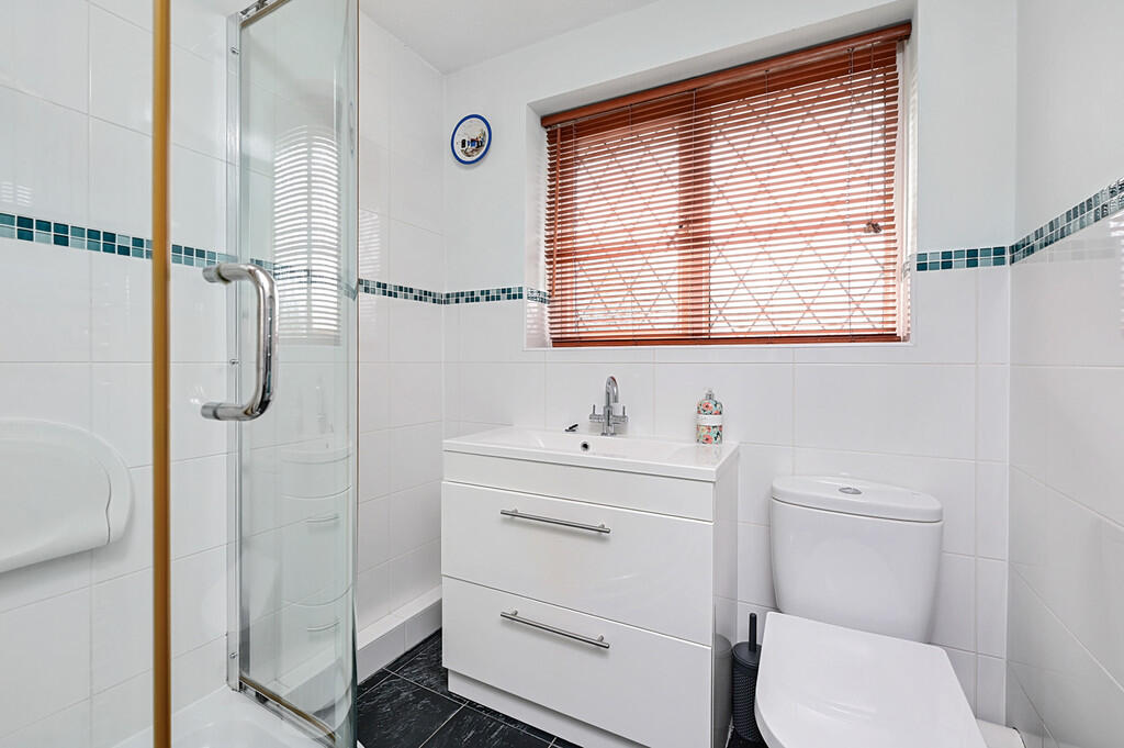 65 Avocet Crescen...