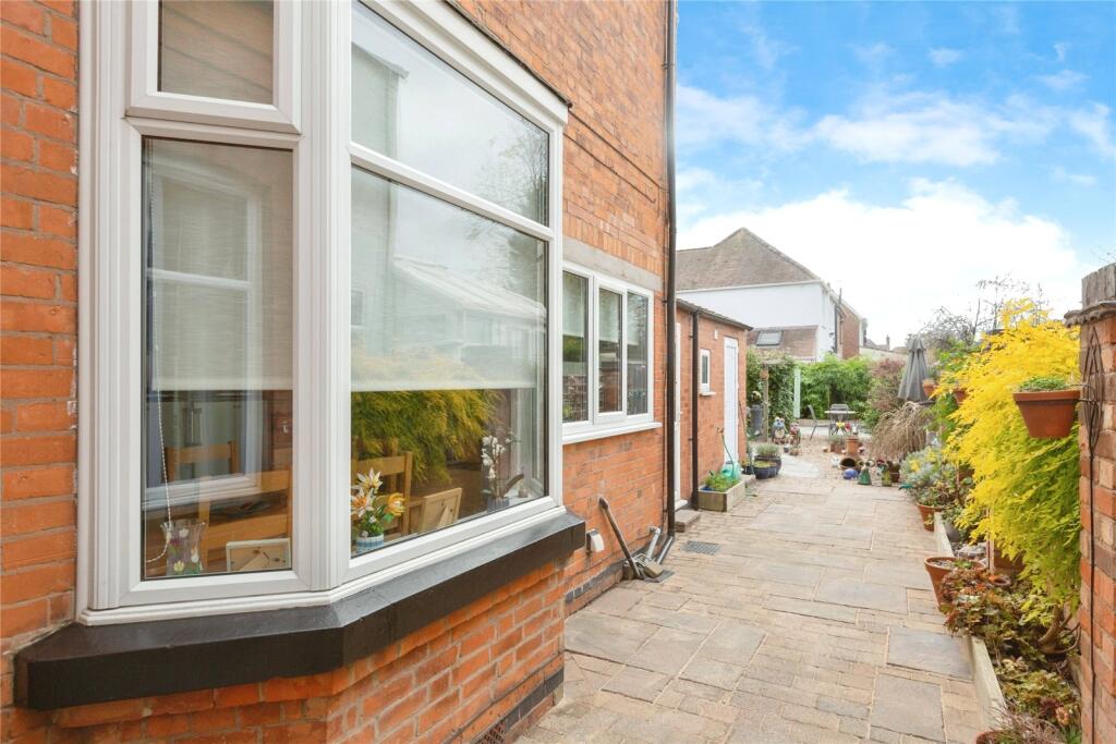 Entrance Rear Garden