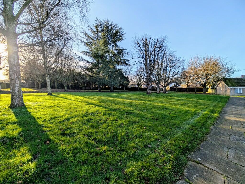 PXL_20241230_1140...