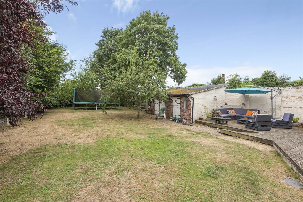 GARDEN