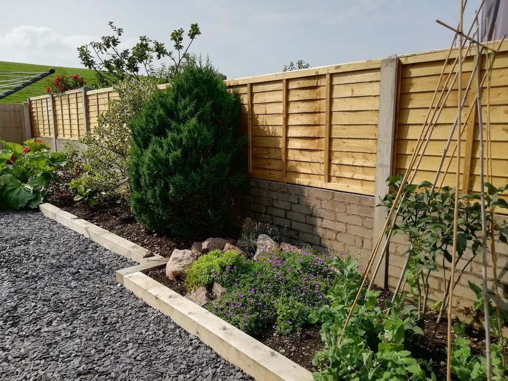 Side garden