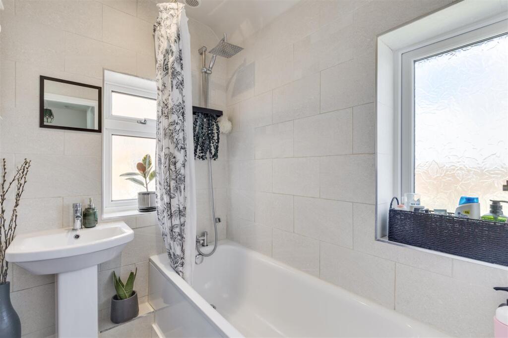 Bedford Road 81-7.jpg