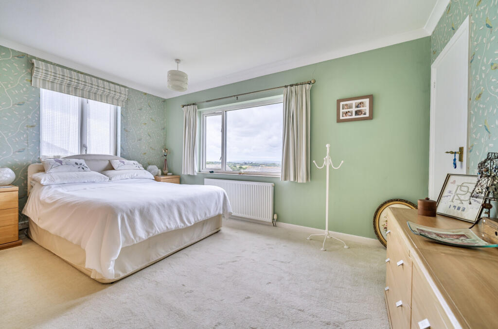 1303040-9-684311a...