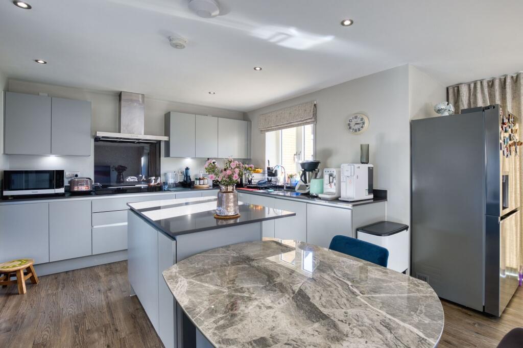 Open Plan Kitchen/Diner/Family Room
