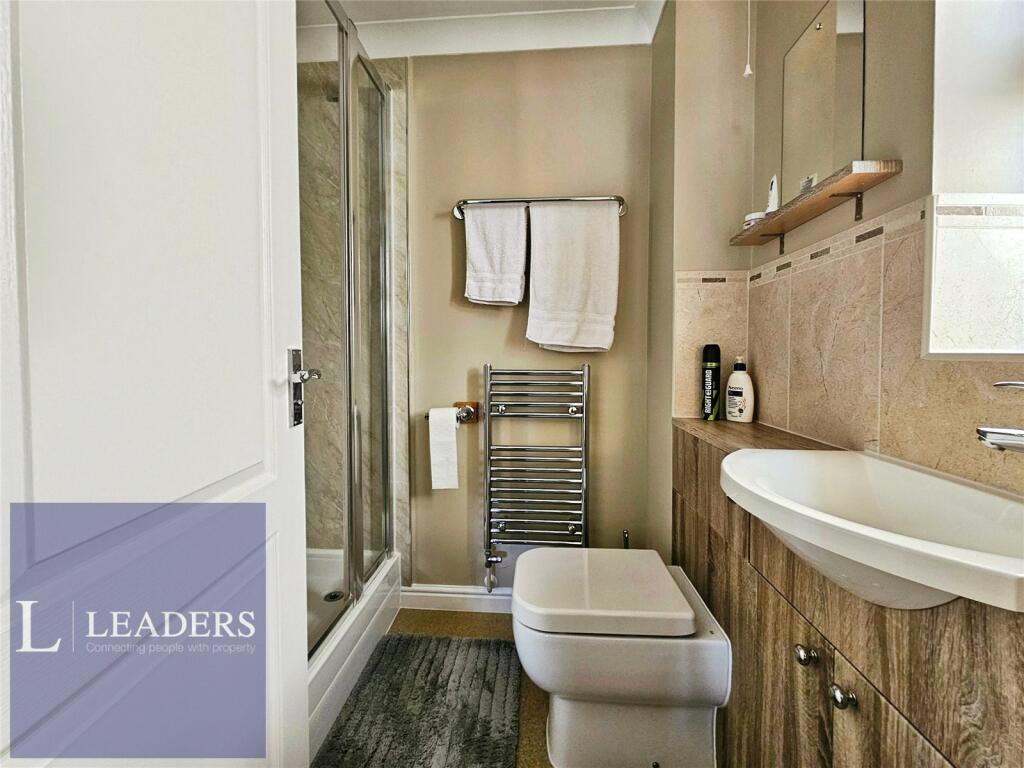 Ensuite