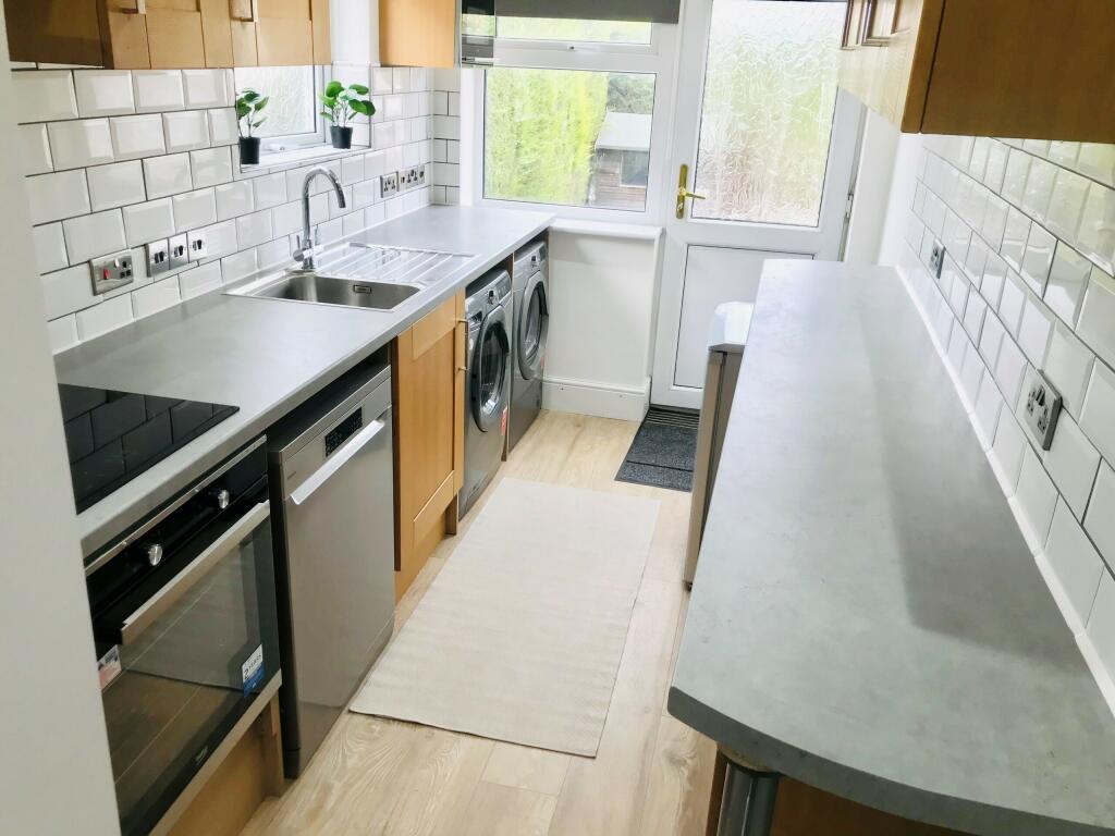 Kitchen 1