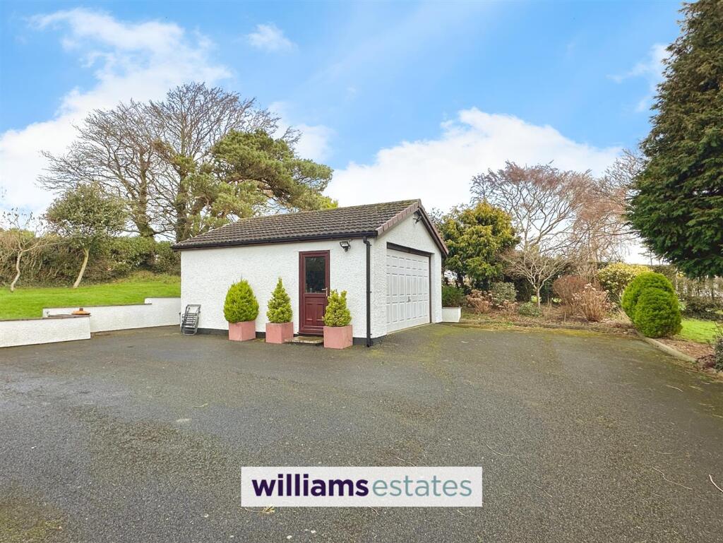 Driveway &amp; Garage