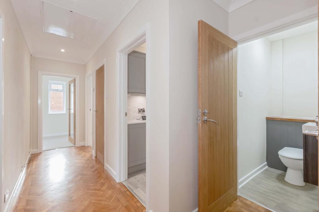 Raglan Court_13