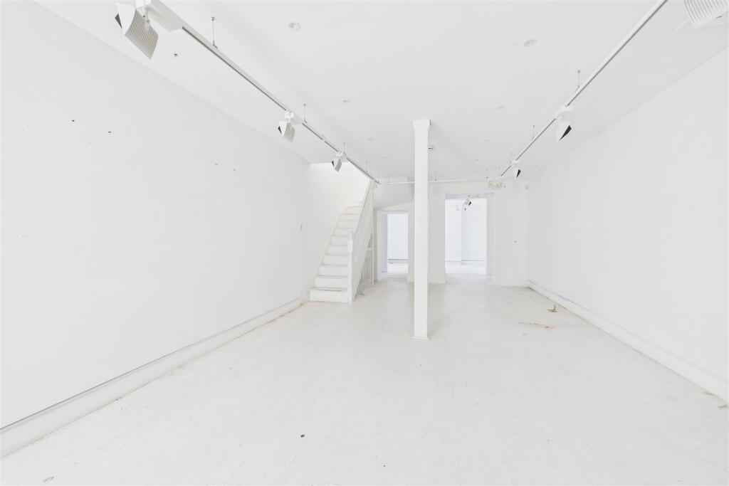 30 The Mall, Clifton Village, Bristol BS8 4DS | Fr