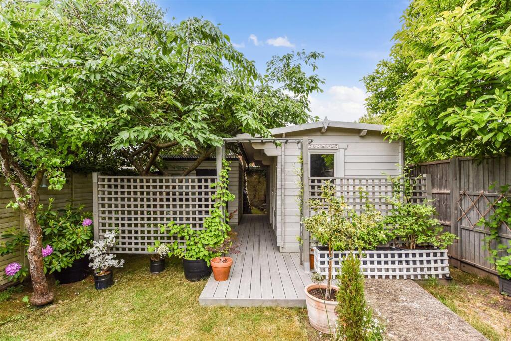 Summerhouse/Workshop