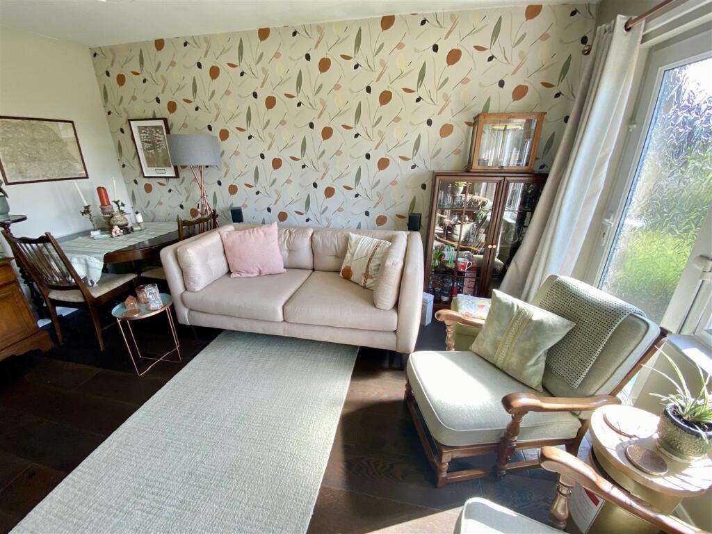 Bramleys Estate Agents - Manor Park - Mirfield (22