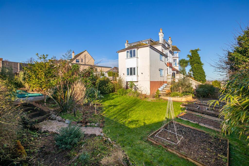 A31 - Beverly Court, Brixham - 230119.jpg