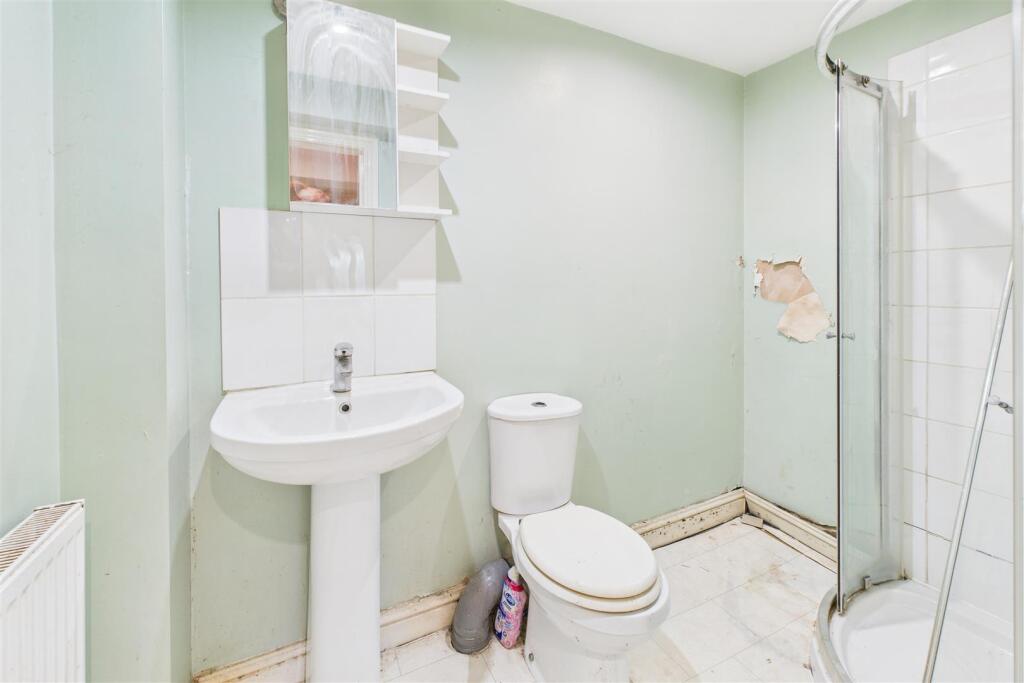 Garden Maisonette, 17 Somerset Street, Kingsdown, 