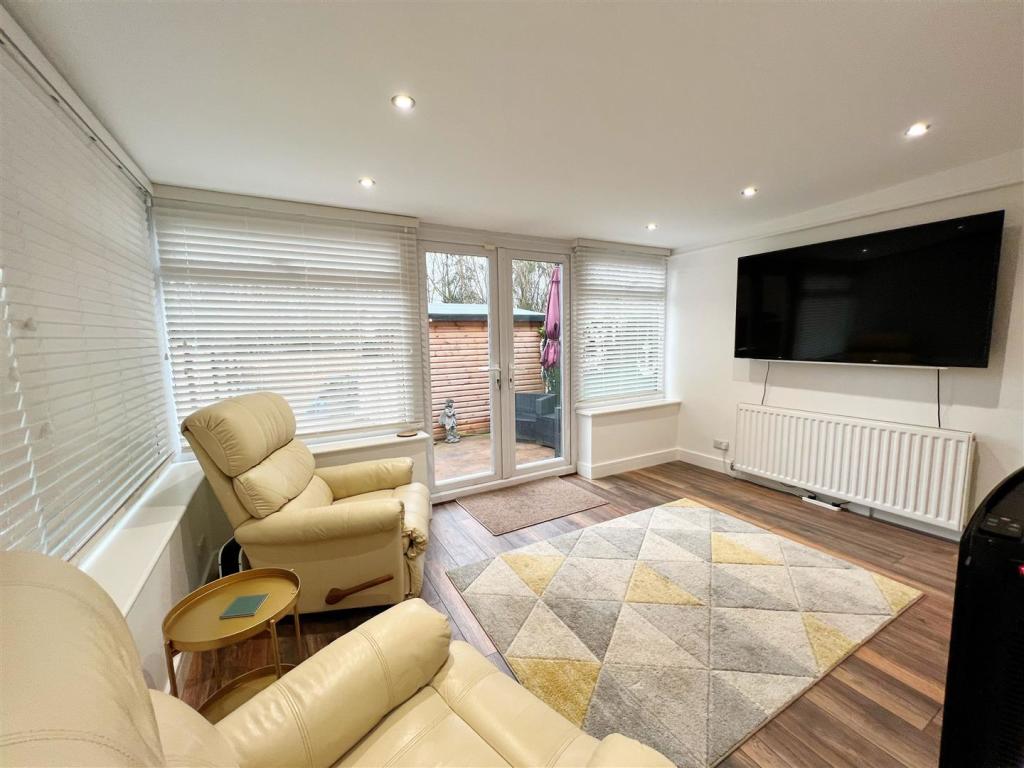 Garden Room pic 5.jpg