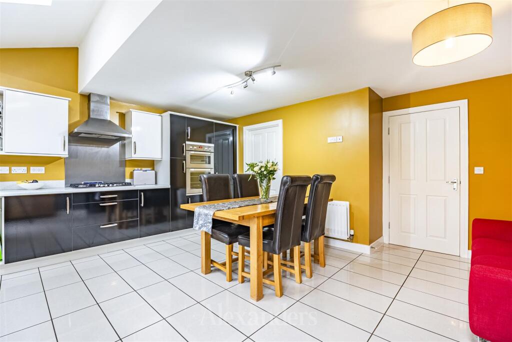 7 Usbourne way_-50.jpg
