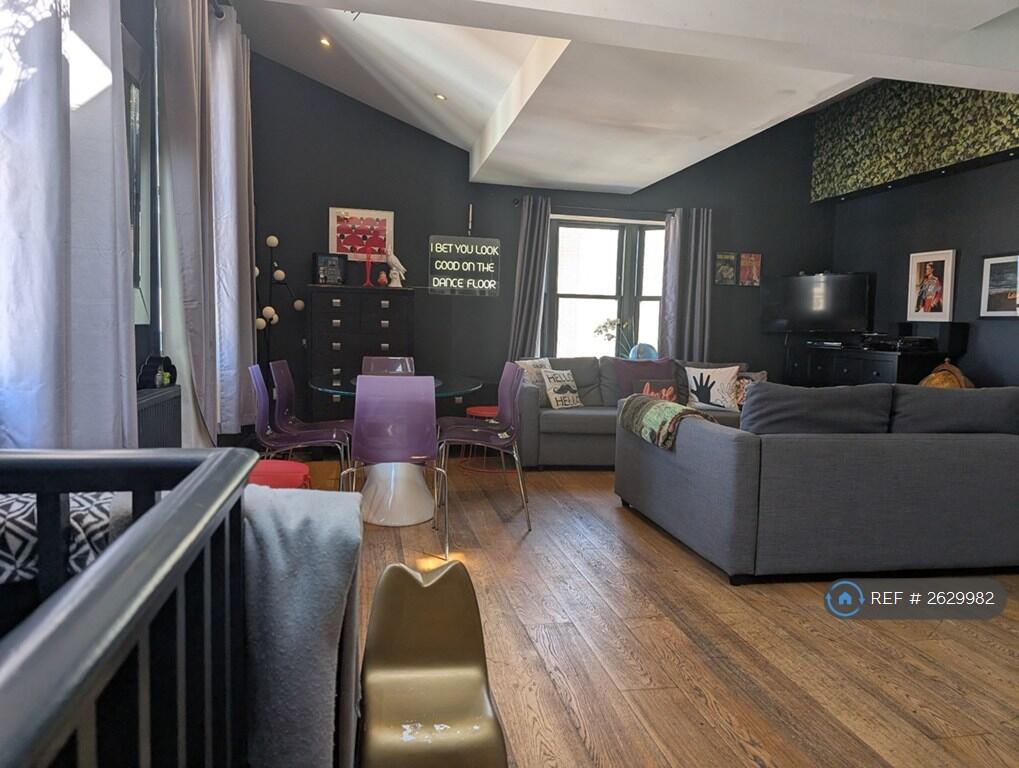 Dining And Lounge Areas