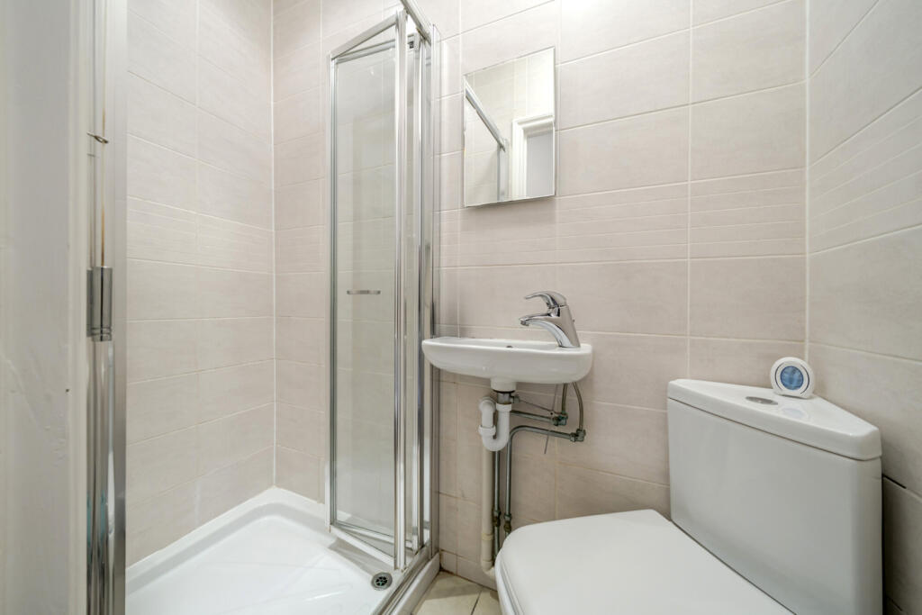 1369736-21-68ef75...