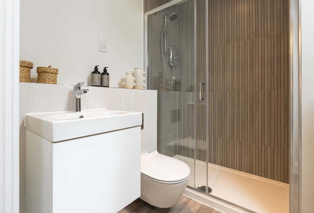 Example En Suite