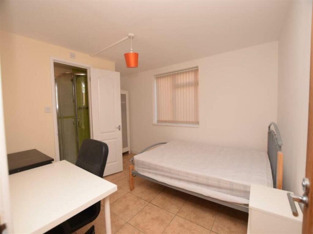 80230_33212490_IMG_0