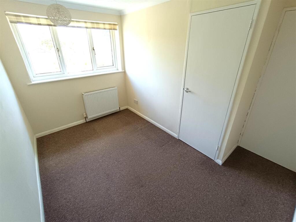 Bedroom 2.jpg