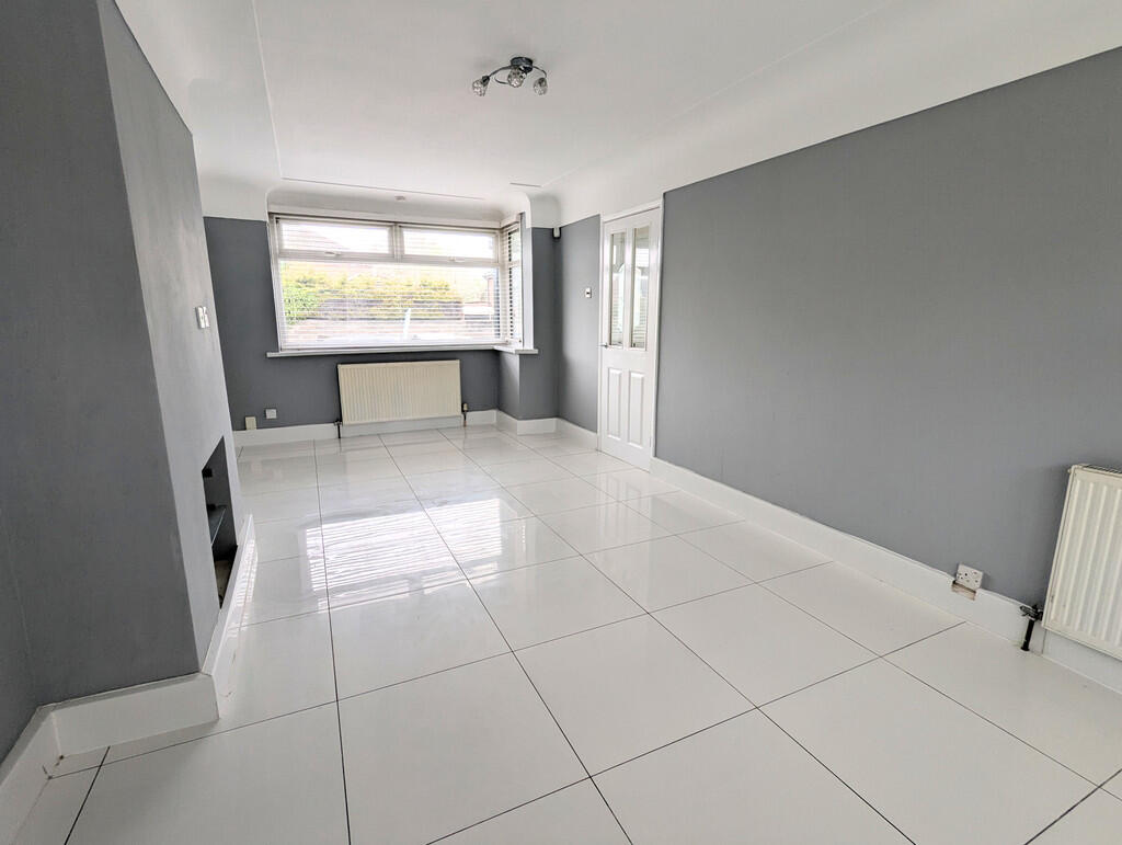 PXL_20250415_0924...