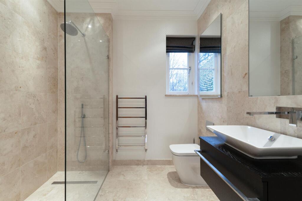 102003_Westgate-House-London-Road  (23)_low.jpg