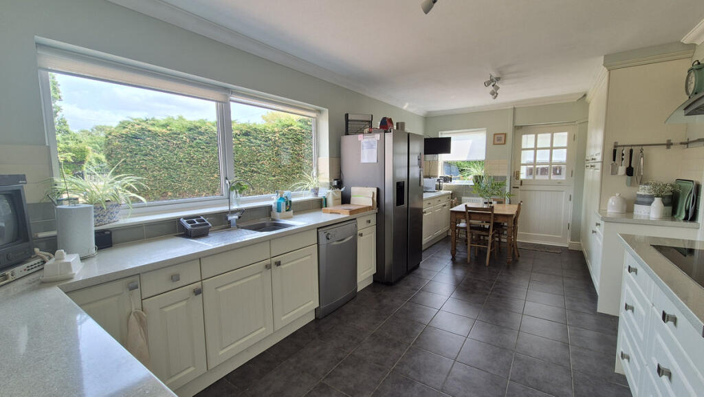 Breakfast Kitchen