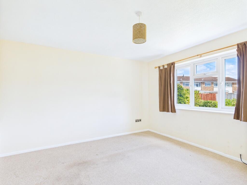 CAM01338G0-PR0122-STILL002