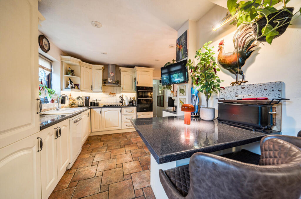 1342037-9-68ade90...