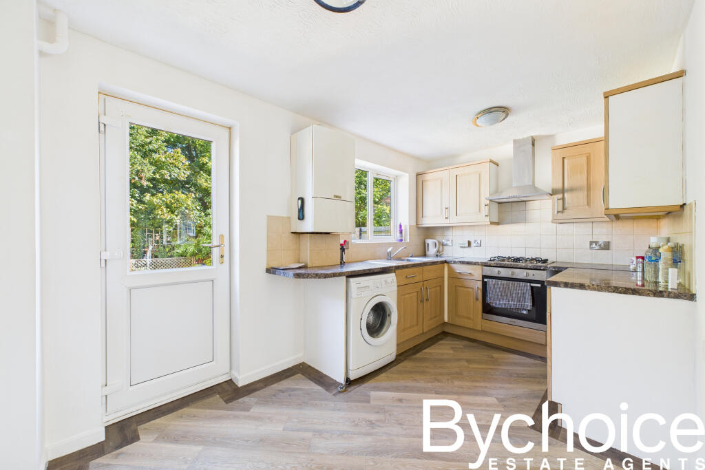 CAM05454G0-PR0058-STILL002