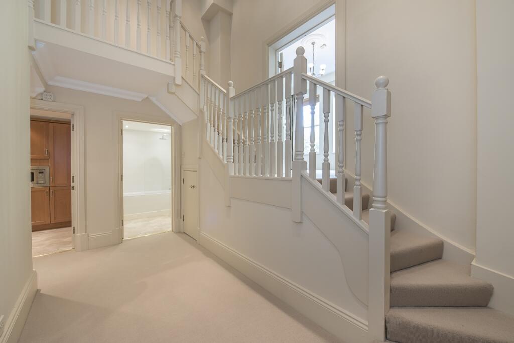 10-15-Courtfield-...