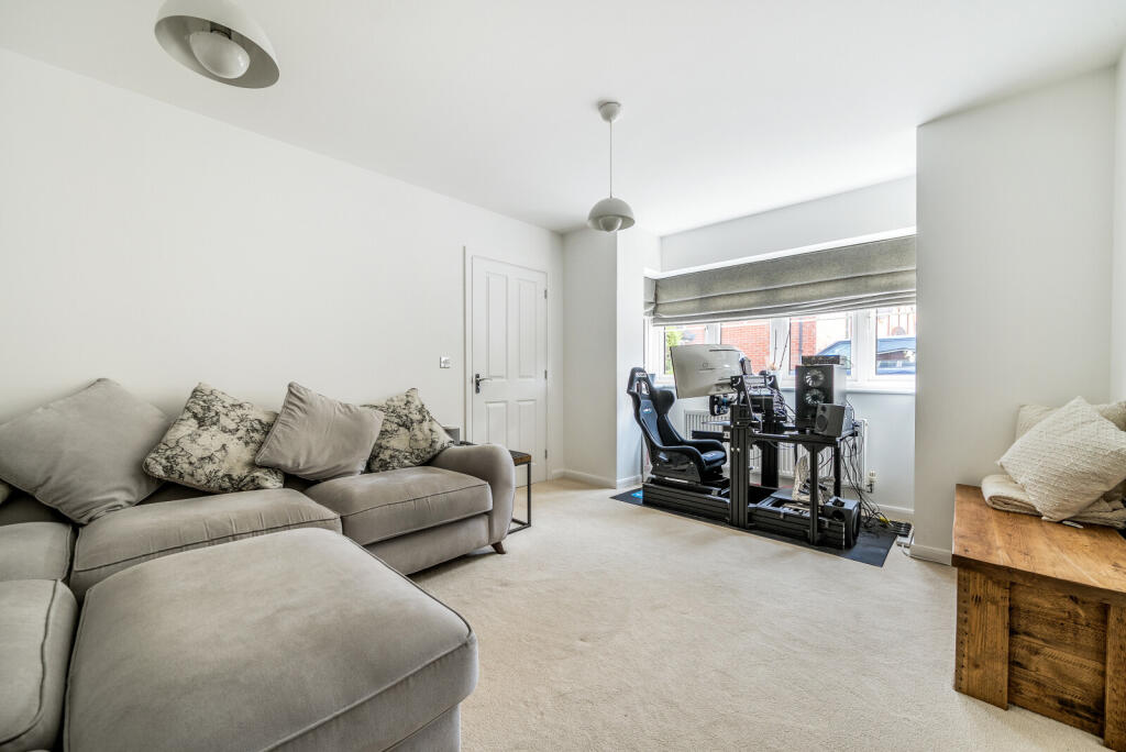 1319402-25-686d1f...